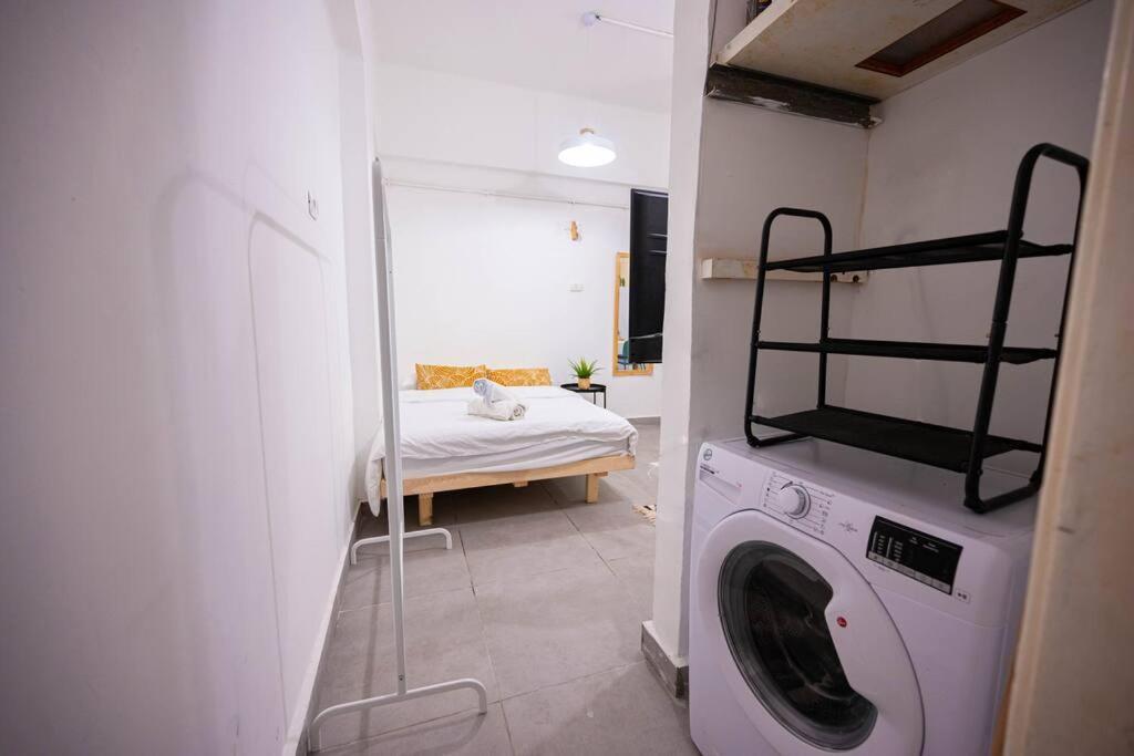 Studio Apartment In Ben Yehuda Cozy And Convinent Tel-Aviv Kültér fotó